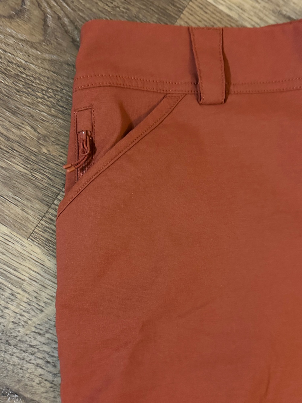 Duluth by Duluth Trading Co Women’s shorts Size 12 - Picture 2 of 4